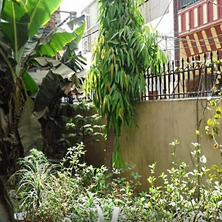 Ishan Paying Guest House バラナシ エクステリア 写真
